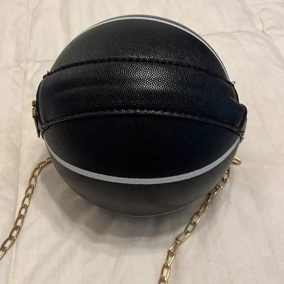 Brand new Basketball Chain Casual Hand Bag - Picture 6 of 10